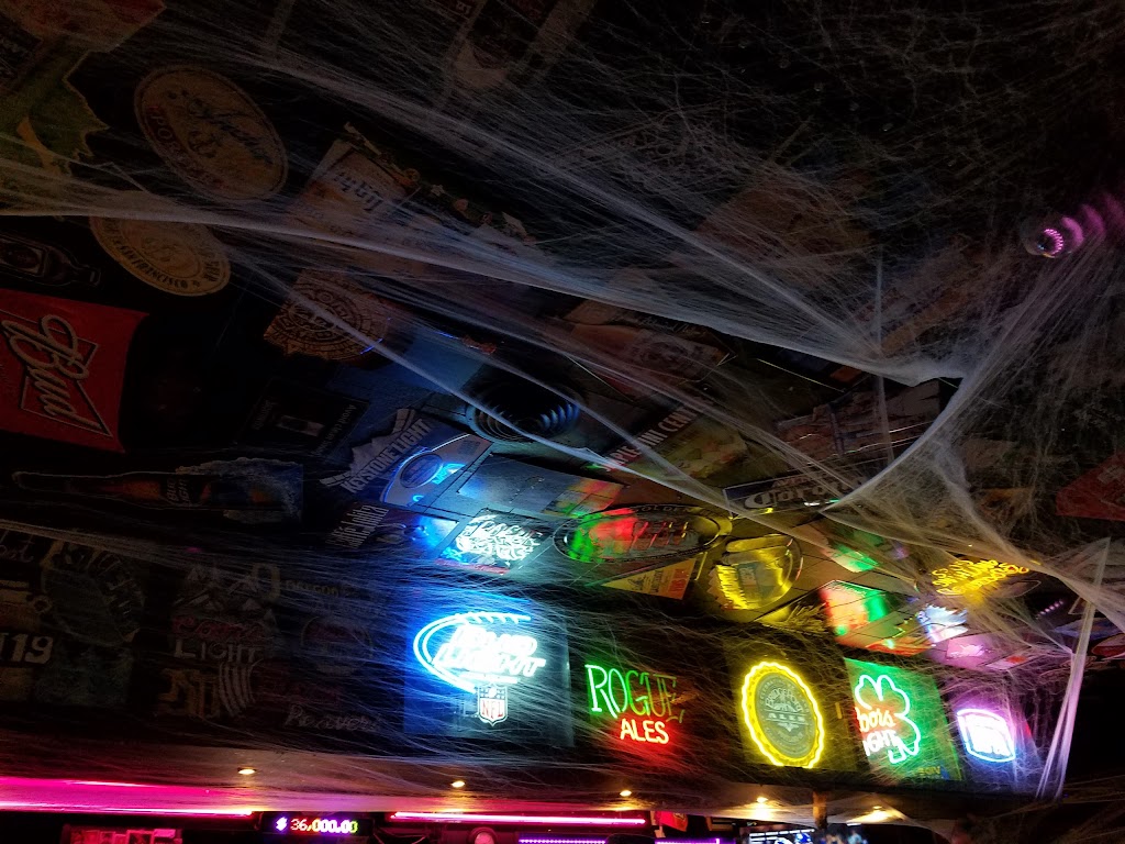 Thatchers | night club | 7906 SE Stark St, Portland, OR 97215, USA | 5032542918 OR +1 503-254-2918