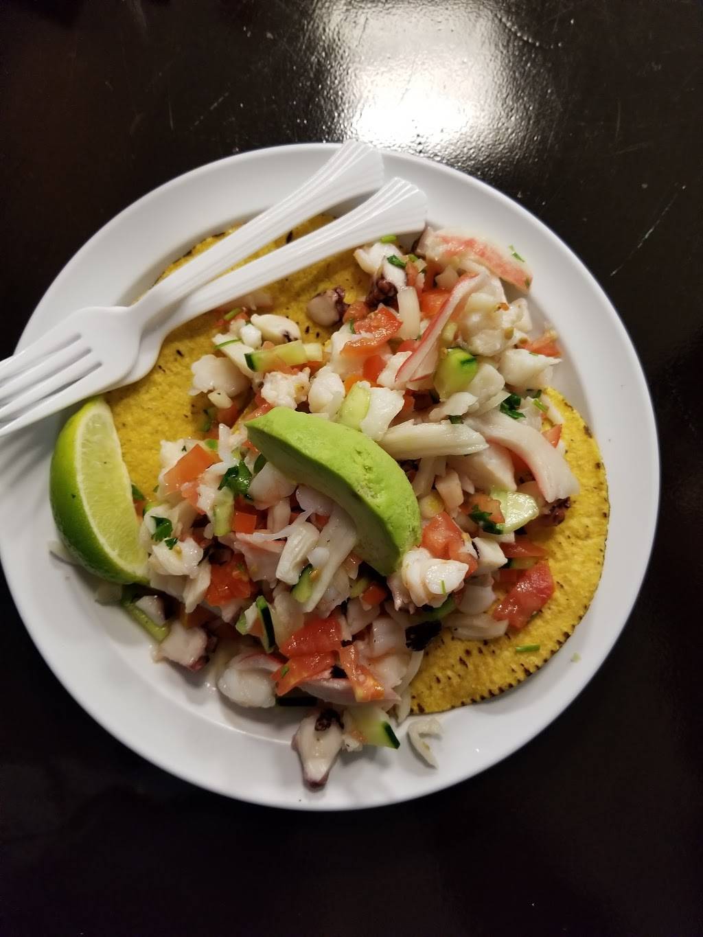 Playas Ceviche & Tortas | restaurant | 4501 E Carson St Suite# 113, Long Beach, CA 90808, USA | 5623773645 OR +1 562-377-3645
