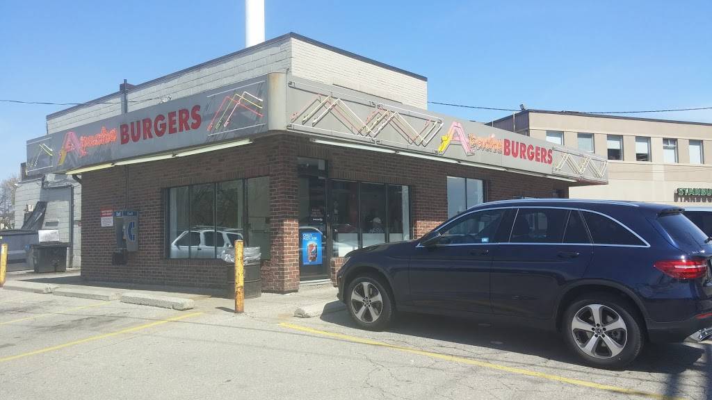Apache Burgers | restaurant | 5236 Dundas St W, Etobicoke, ON M9B 1A7, Canada | 4162333046 OR +1 416-233-3046