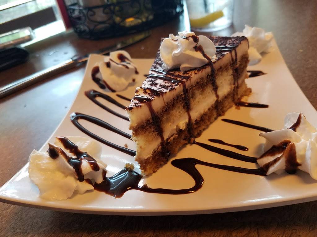 Amici Italian Eatery | restaurant | 9807 224th St E #100, Graham, WA 98338, USA | 2538471500 OR +1 253-847-1500