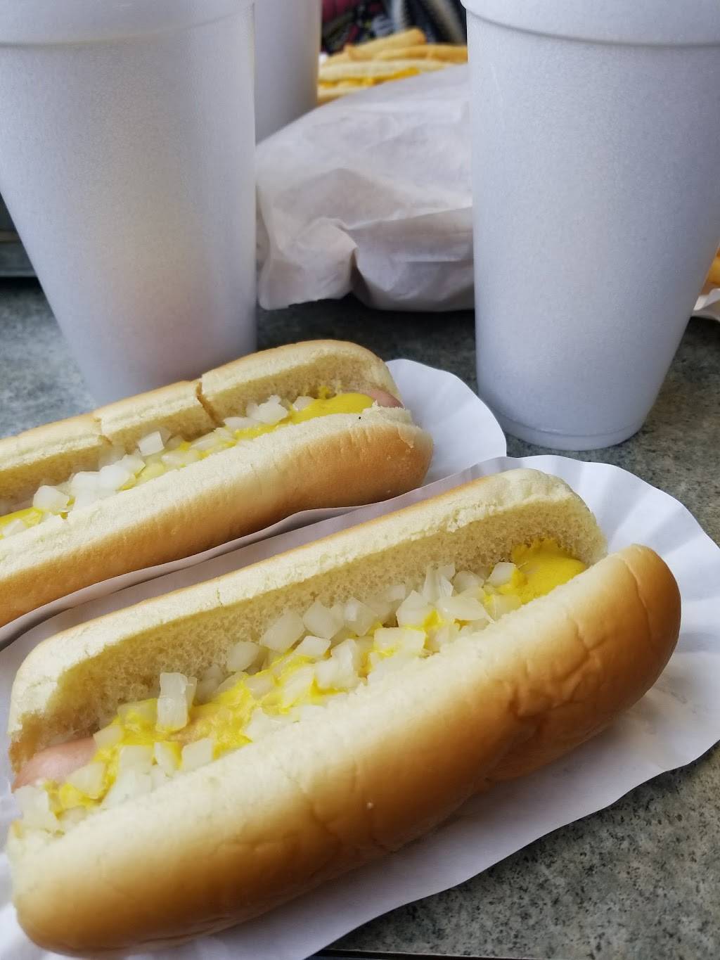 International Dog House | restaurant | 800 Lansing Ave #1, Jackson, MI 49202, USA | 5177831031 OR +1 517-783-1031