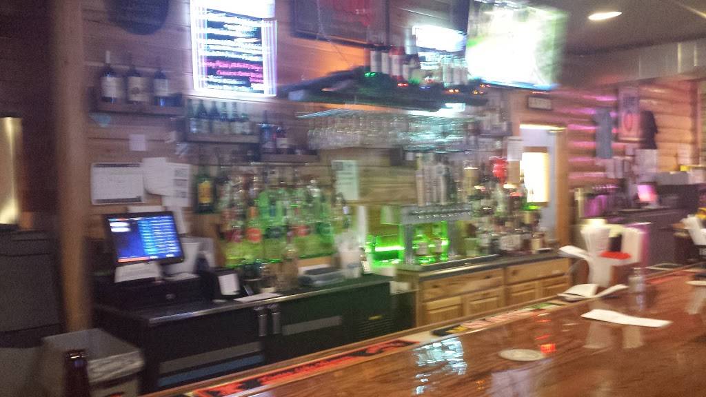 Backstreet Wine and Dine | restaurant | 310 E Back St, Hecker, IL 62248, USA | 6184301052 OR +1 618-430-1052