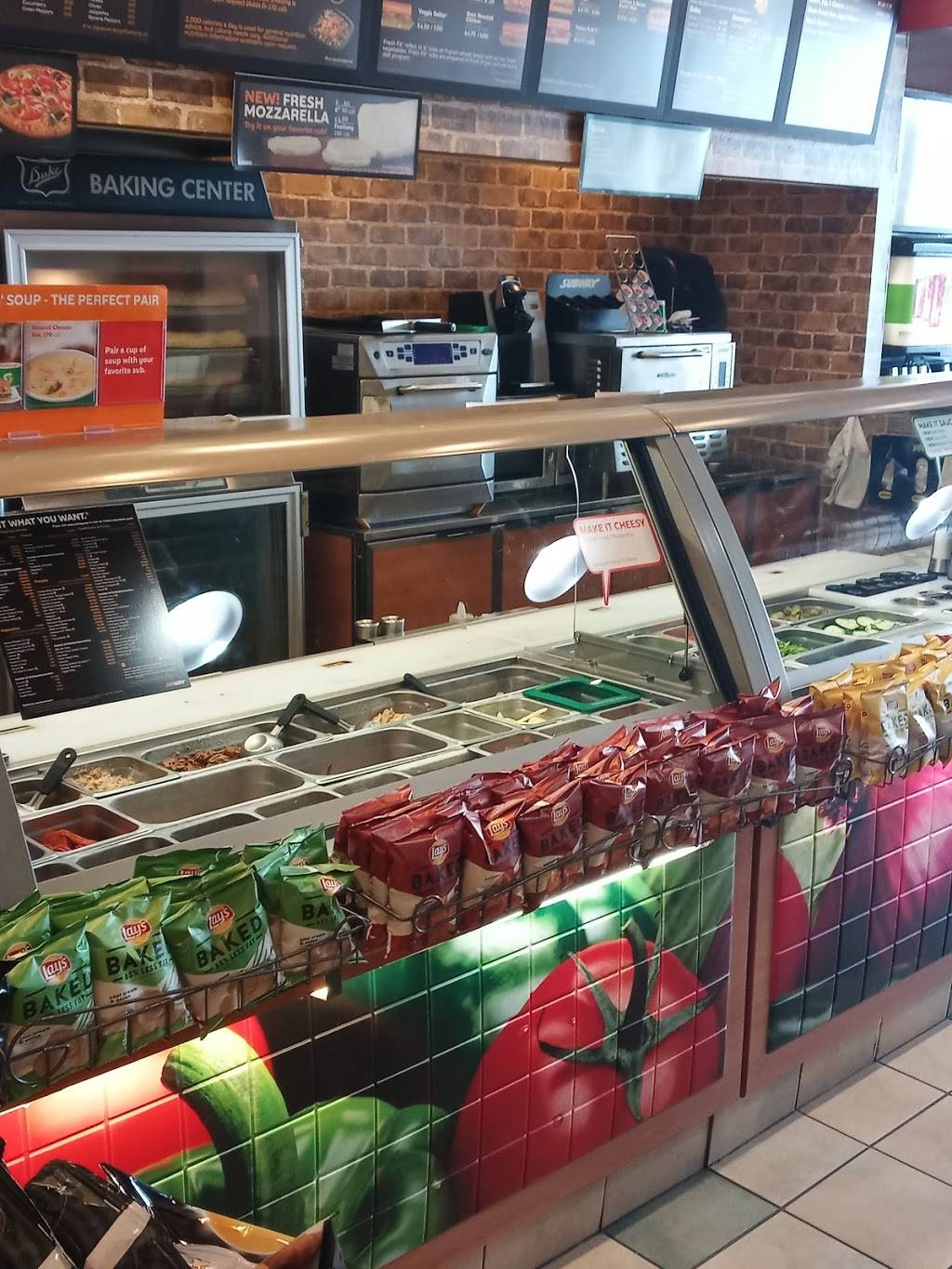 Subway | restaurant | 6464 Northwest Hwy, Dallas, TX 75214, USA | 2148909898 OR +1 214-890-9898