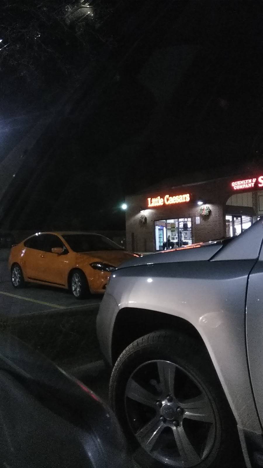 Little Caesars Pizza | meal takeaway | 3648 W Maple Rd, Bloomfield Twp, MI 48301, USA | 2486473500 OR +1 248-647-3500