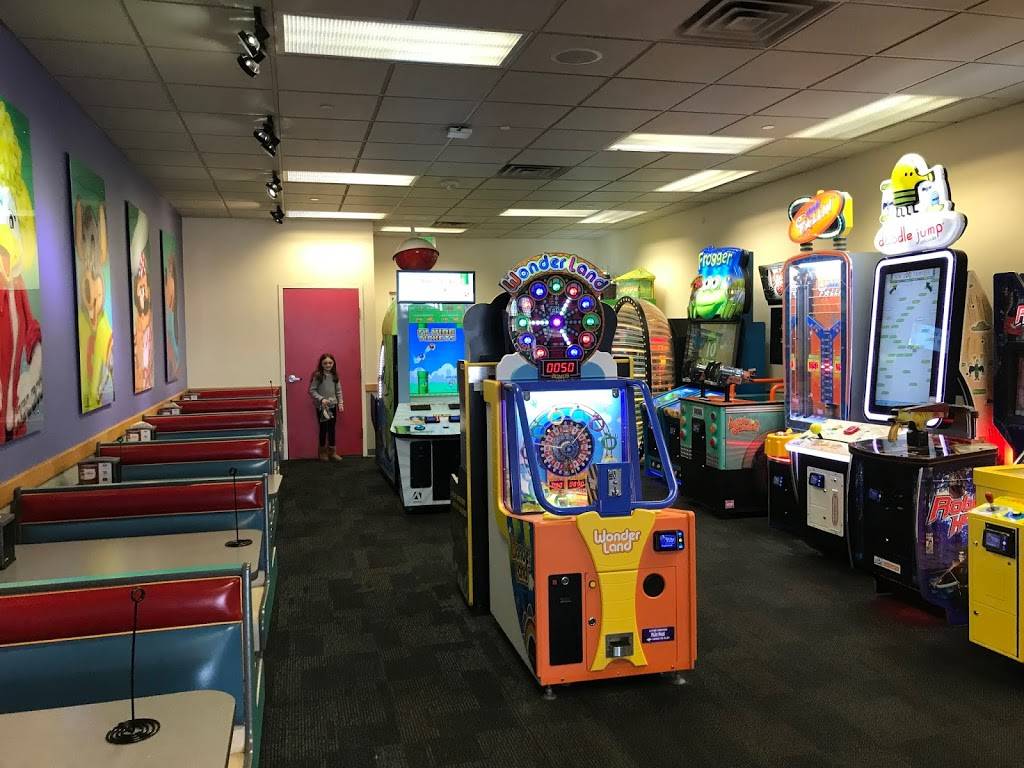 Chuck E. Cheeses | restaurant | 9 Snyder Ave., Corner of Front & Snyder, Philadelphia, PA 19148, USA | 2155514080 OR +1 215-551-4080