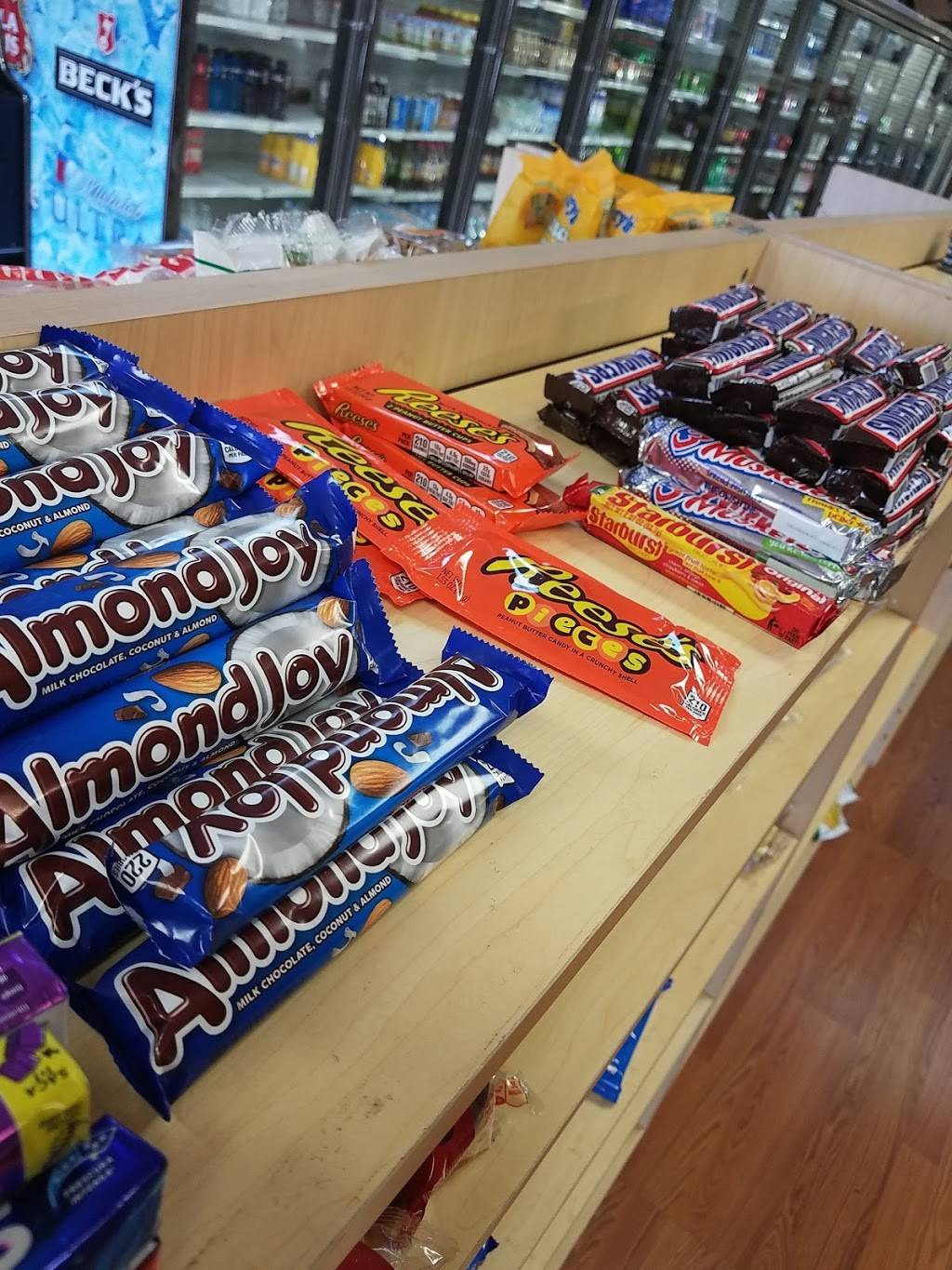 441 Stop And Smoke Convenience Smoke Shop | meal takeaway | 3190 S State Rd 7, Hollywood, FL 33023, USA | 9542745337 OR +1 954-274-5337