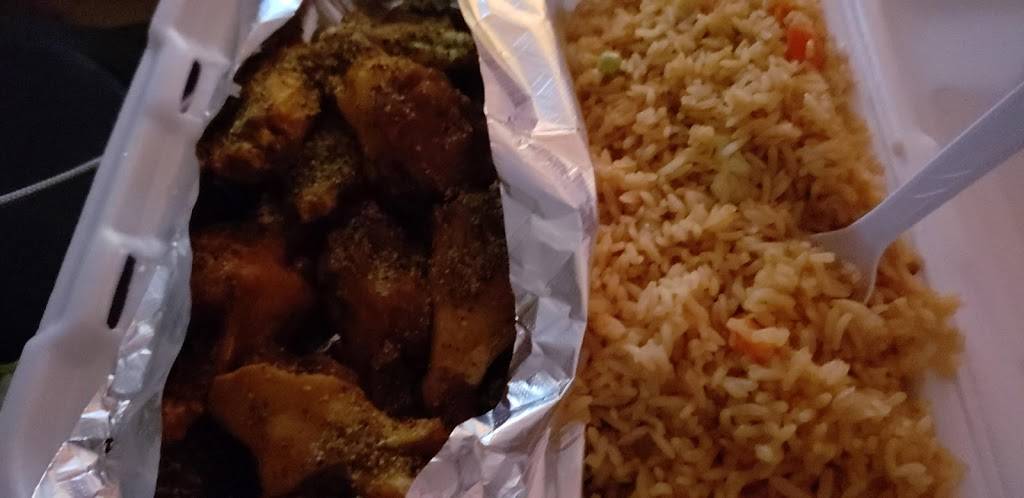 Super Wings & Philly | restaurant | 6855 Wilson Blvd #24, Jacksonville, FL 32210, USA | 9045519157 OR +1 904-551-9157