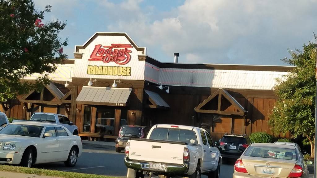 Logans Roadhouse | restaurant | 2336 W Roosevelt Blvd, Monroe, NC 28110, USA | 7042257240 OR +1 704-225-7240