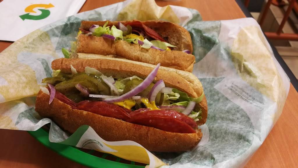 Subway Restaurants | restaurant | 205 University Ave, Palo Alto, CA 94301, USA | 6503251805 OR +1 650-325-1805