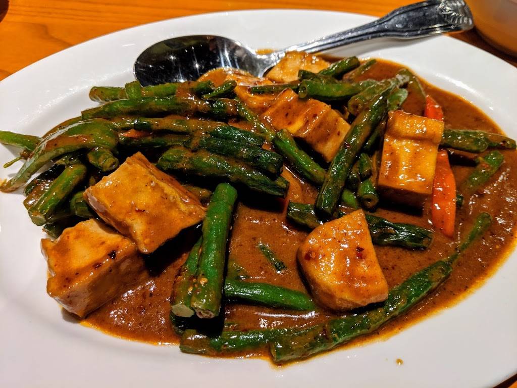 Ploys Thai Food | restaurant | 7309 SW Garden Home Rd, Portland, OR 97223, USA | 5038949034 OR +1 503-894-9034