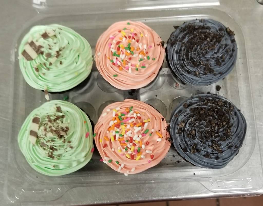 Cold Stone Creamery | bakery | 2935 S 108th St, West Allis, WI 53227, USA | 4145413888 OR +1 414-541-3888