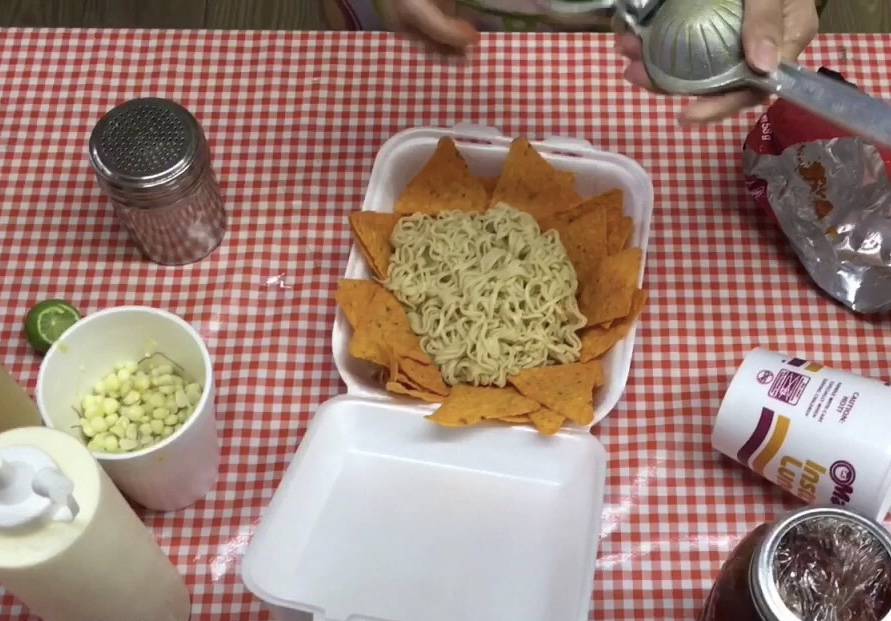 El Mandilón de San Antonio | restaurant | 10007 Roosevelt Ave, San Antonio, TX 78214, USA | 2103939893 OR +1 210-393-9893