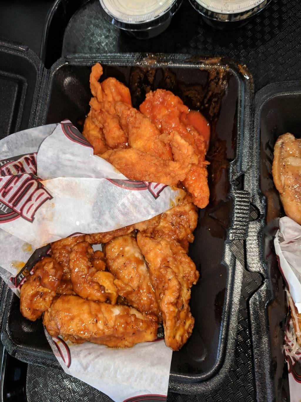 The Buffalo Spot | restaurant | 1537 W Broadway Rd #101, Tempe, AZ 85284, USA | 4805341533 OR +1 480-534-1533