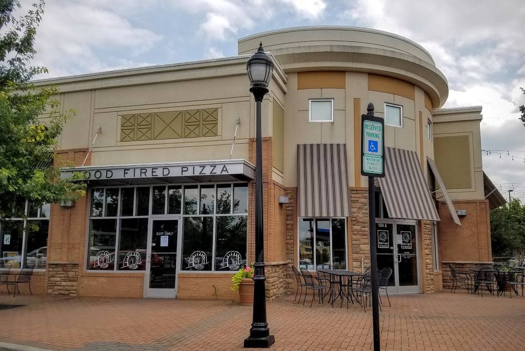 Salty Caper Wood Fired Pizza | restaurant | 134 Mooresville Commons Way, Mooresville, NC 28117, USA | 7046601112 OR +1 704-660-1112