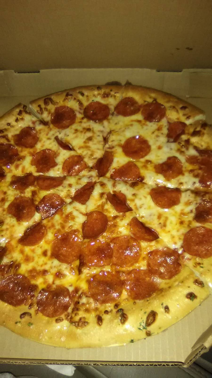 Simple Simons Pizza | restaurant | 2203 Fayetteville Rd, Van Buren, AR 72956, USA | 4794715805 OR +1 479-471-5805