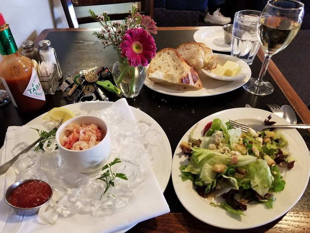 Buds Seafood Grille | restaurant | 314 Lincoln Center, Stockton, CA 95207, USA | 2099560270 OR +1 209-956-0270