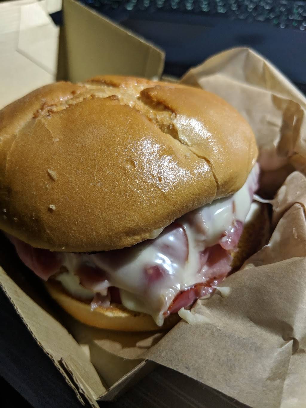 Arbys | restaurant | 3541 Lee Jackson Hwy, Staunton, VA 24401, USA | 5403240717 OR +1 540-324-0717