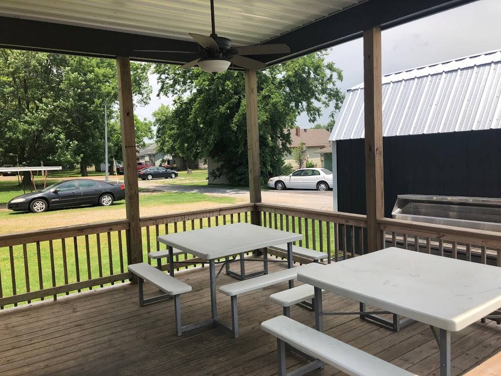 The wing king | restaurant | 1020 S 1st St, Union City, TN 38261, USA | 7315999668 OR +1 731-599-9668