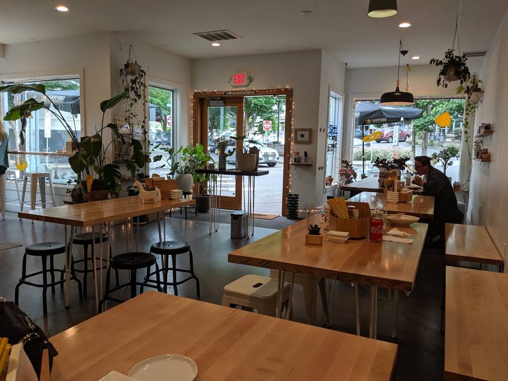 Fish & Rice | restaurant | 2332 NW Westover Rd, Portland, OR 97210, USA | 5039541270 OR +1 503-954-1270