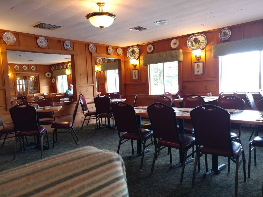 Harts Turkey Farm Restaurant | restaurant | 233 Daniel Webster Hwy, Meredith, NH 03253, USA | 6032796212 OR +1 603-279-6212