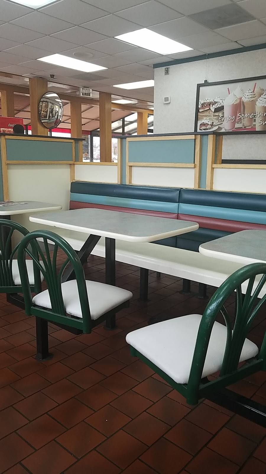 Burger King | restaurant | 176 E Butterfield Rd, Elmhurst, IL 60126, USA | 6308335570 OR +1 630-833-5570