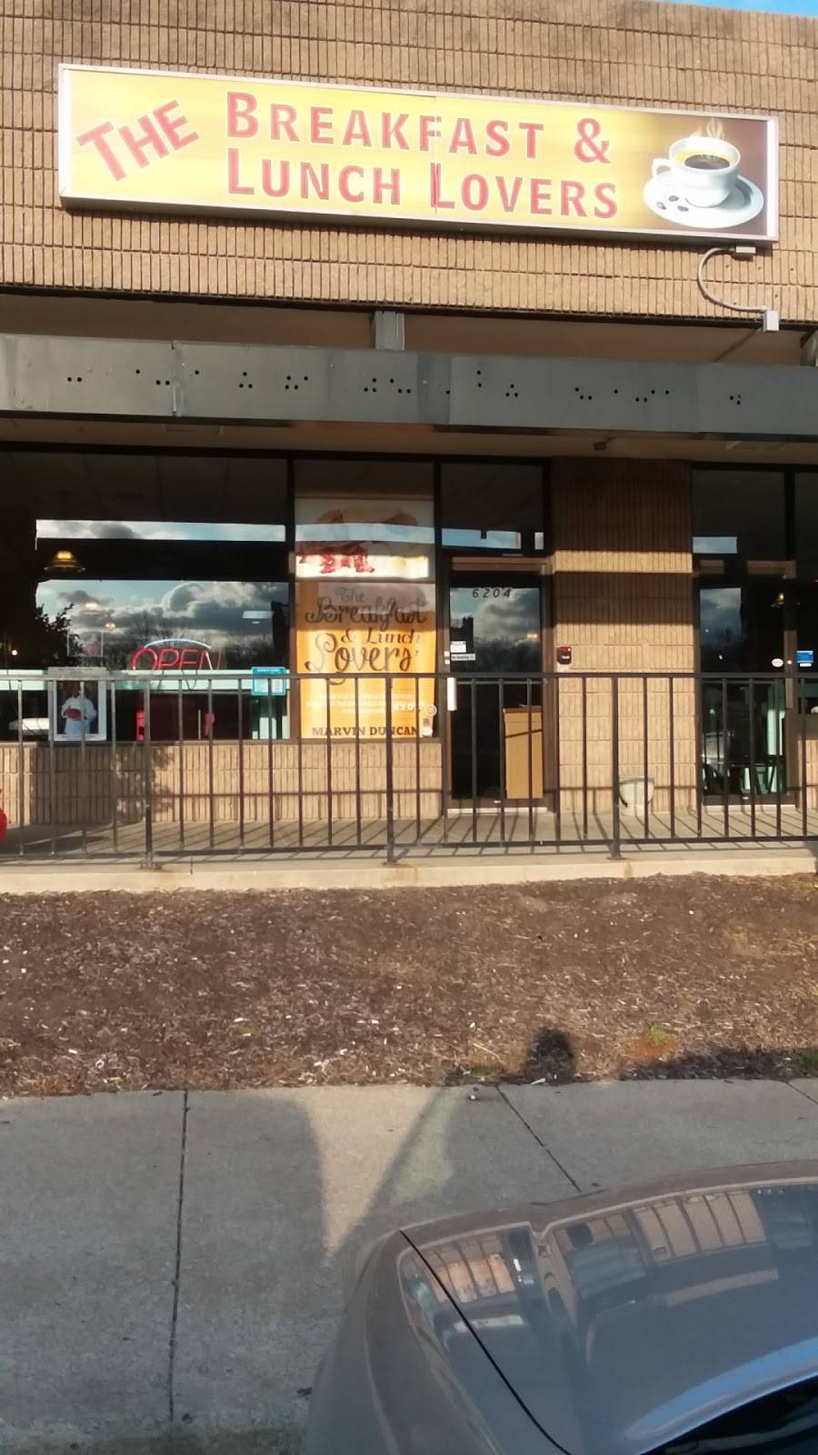 Breakfast & Lunch Lovers | restaurant | 6204 Raytown Trafficway, Raytown, MO 64133, USA | 8168865731 OR +1 816-886-5731