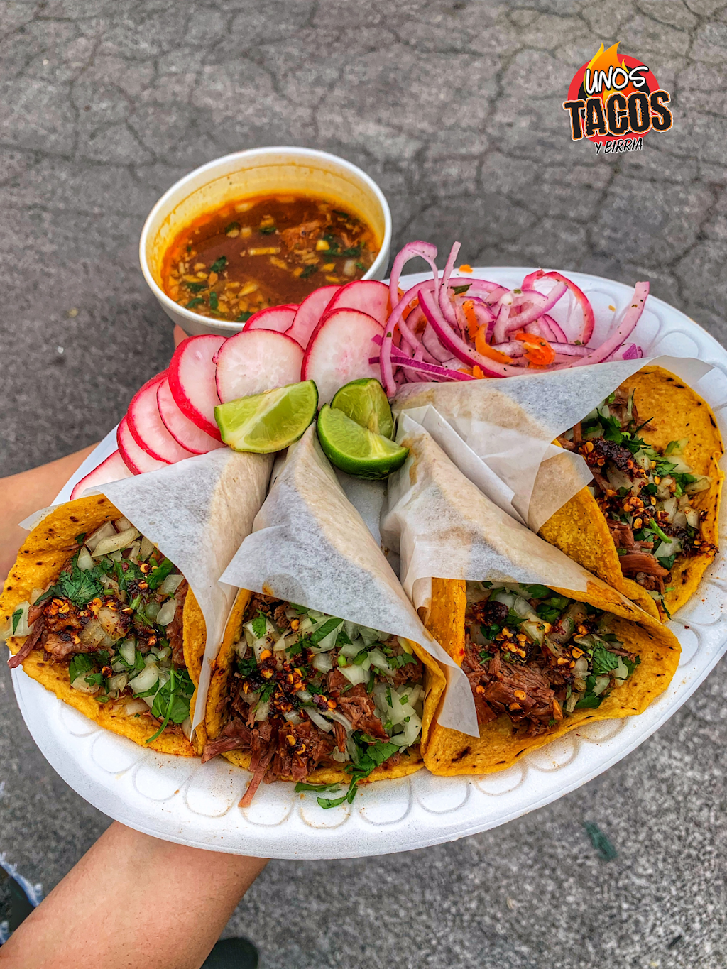 UNOS TACOS Y BIRRIA | restaurant | 2929 N 75th Ave STE #31, Phoenix, AZ 85033, USA | 6238737941 OR +1 623-873-7941