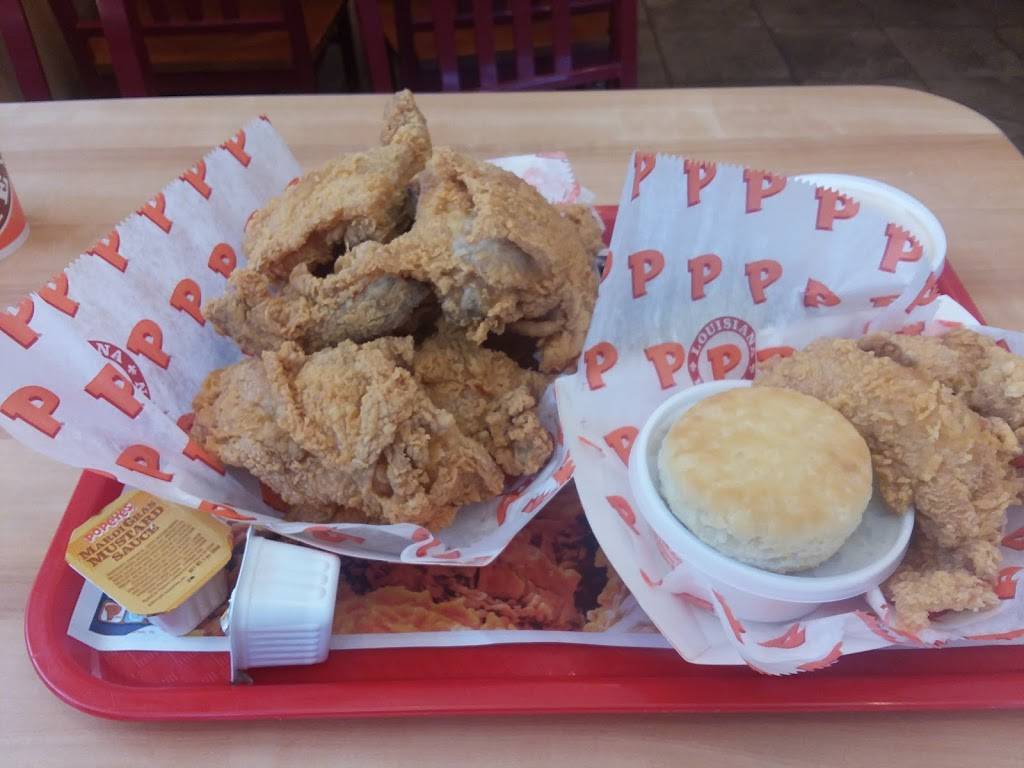 Popeyes Louisiana Kitchen | restaurant | 123 Colonial Dr, Oxford, AL 36203, USA | 2564030346 OR +1 256-403-0346