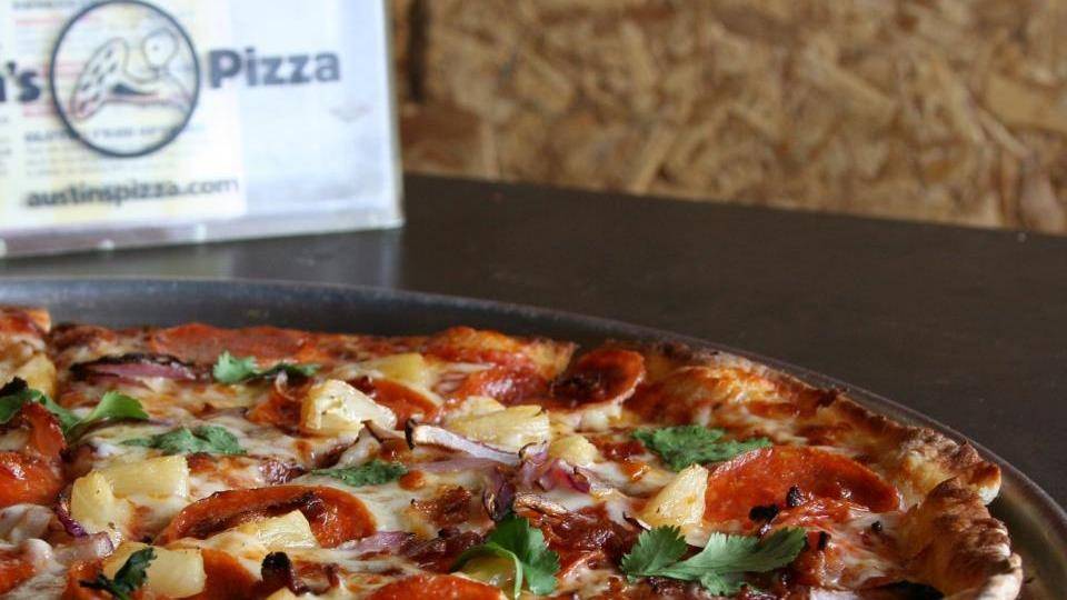 Austins Pizza 35th Street | restaurant | 1600 W 35th St, Austin, TX 78731, USA | 5127958888 OR +1 512-795-8888