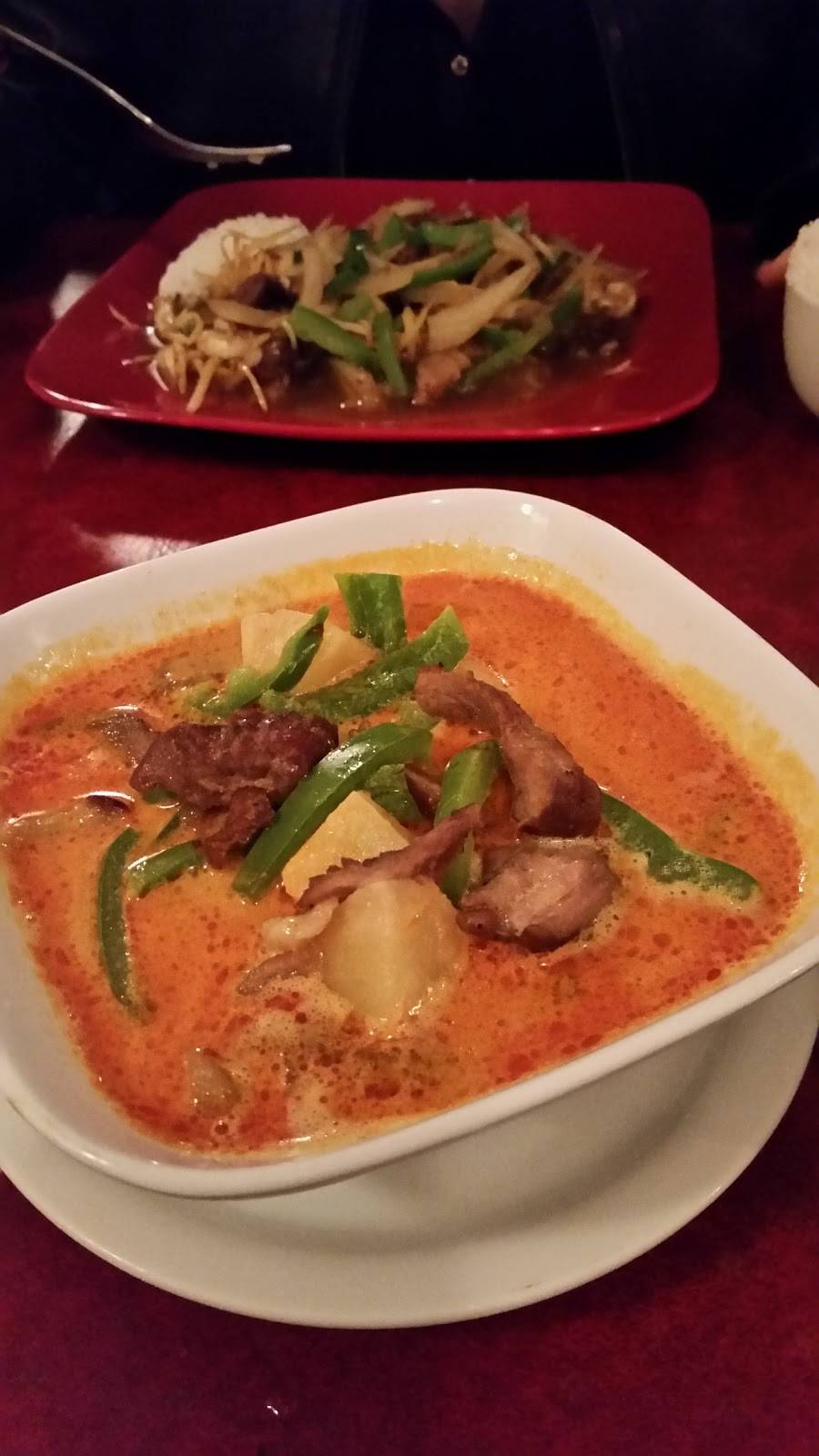Twist On Thai Cafe | restaurant | 430 River Styx Rd, Hopatcong, NJ 07843, USA | 9738103777 OR +1 973-810-3777