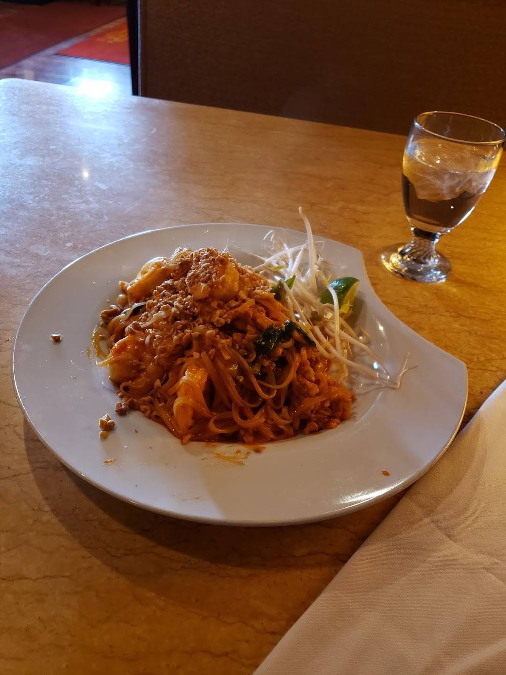 Thai Gourmet | restaurant | 3732 Darrow Rd, Stow, OH 44224, USA | 3306880880 OR +1 330-688-0880