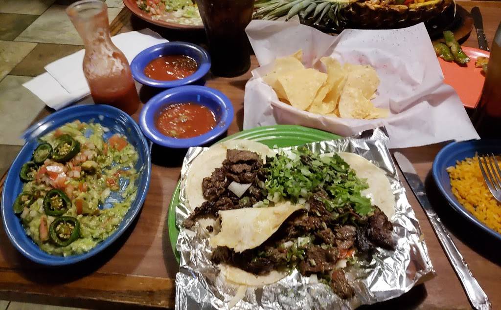 La Fuente | restaurant | 899 SW Lemans Ln, Lees Summit, MO 64082, USA | 8166239494 OR +1 816-623-9494