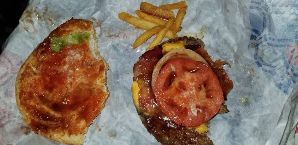 Dairy Queen | restaurant | 1220 Military St, Port Huron, MI 48060, USA | 8109822808 OR +1 810-982-2808