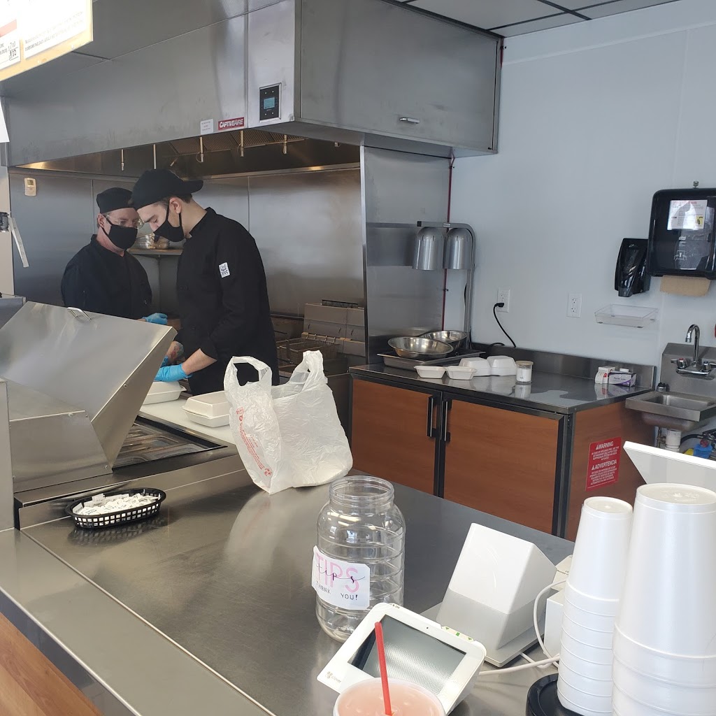 Lake Dog Coney Island | restaurant | 1845 Lakeshore Dr, Muskegon, MI 49441, USA | 2315636656 OR +1 231-563-6656