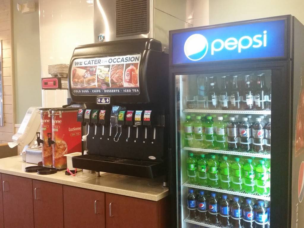 Jersey Mikes Subs | meal takeaway | 4839 Kingston Pike, Knoxville, TN 37919, USA | 8658628800 OR +1 865-862-8800