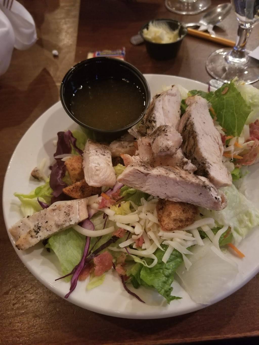 BJs Market Street Tavern & Oyster Bar | restaurant | 17 N Market St, Selinsgrove, PA 17870, USA | 5703749841 OR +1 570-374-9841