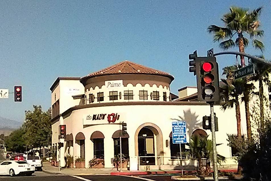 The Blazin Crab | restaurant | 345 W Pearl Ave Ste 140, Redlands, CA 92374, USA | 9093355000 OR +1 909-335-5000