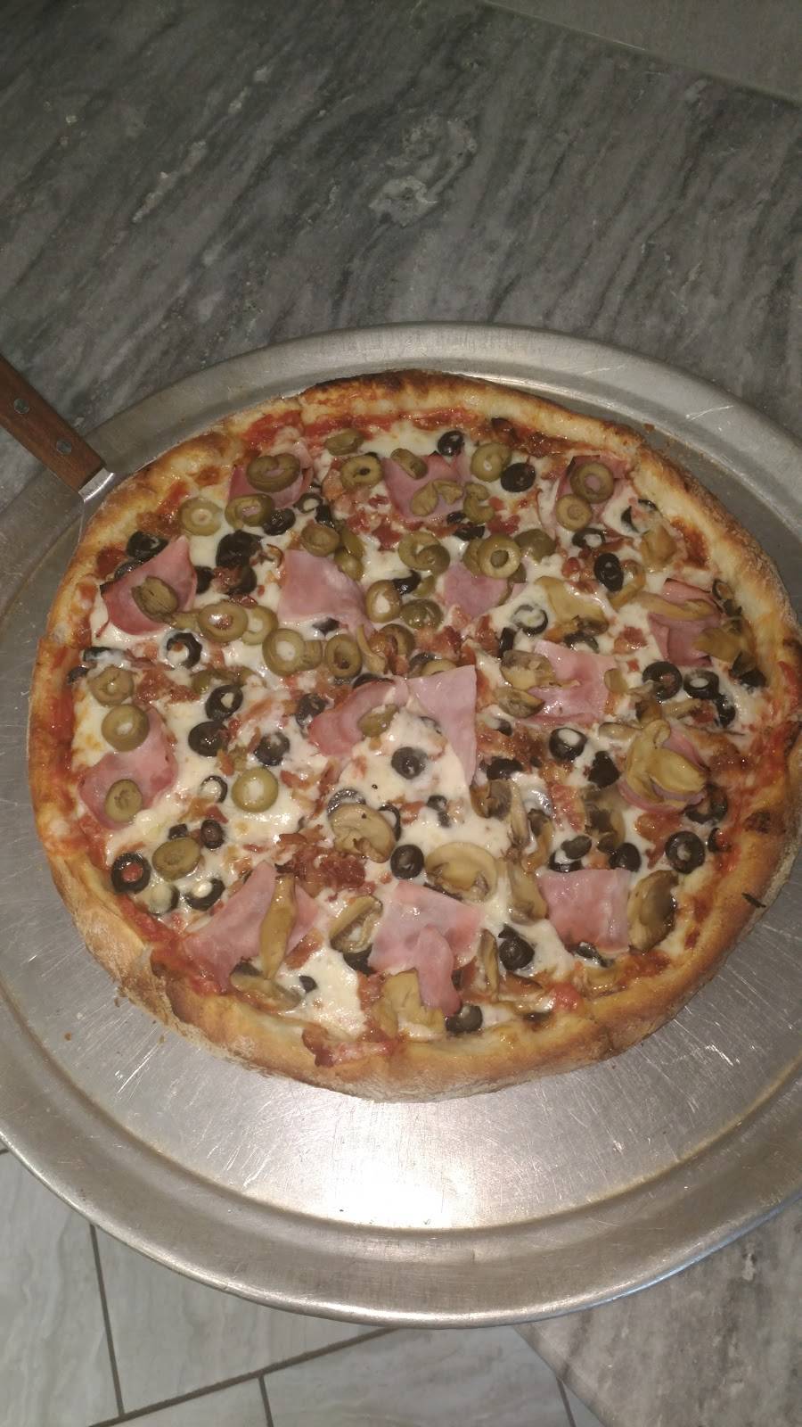 Stefanos Pizzeria | restaurant | 32620 NY-26, Carthage, NY 13619, USA | 3154934444 OR +1 315-493-4444