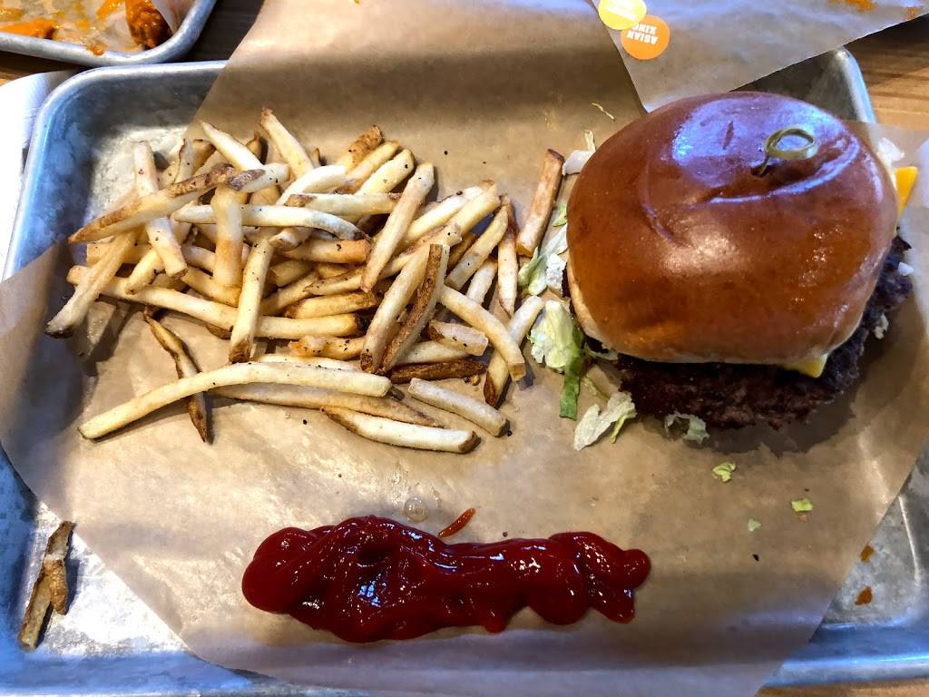 Buffalo Wild Wings | meal takeaway | 8363 International Dr, Orlando, FL 32819, USA | 4074135115 OR +1 407-413-5115