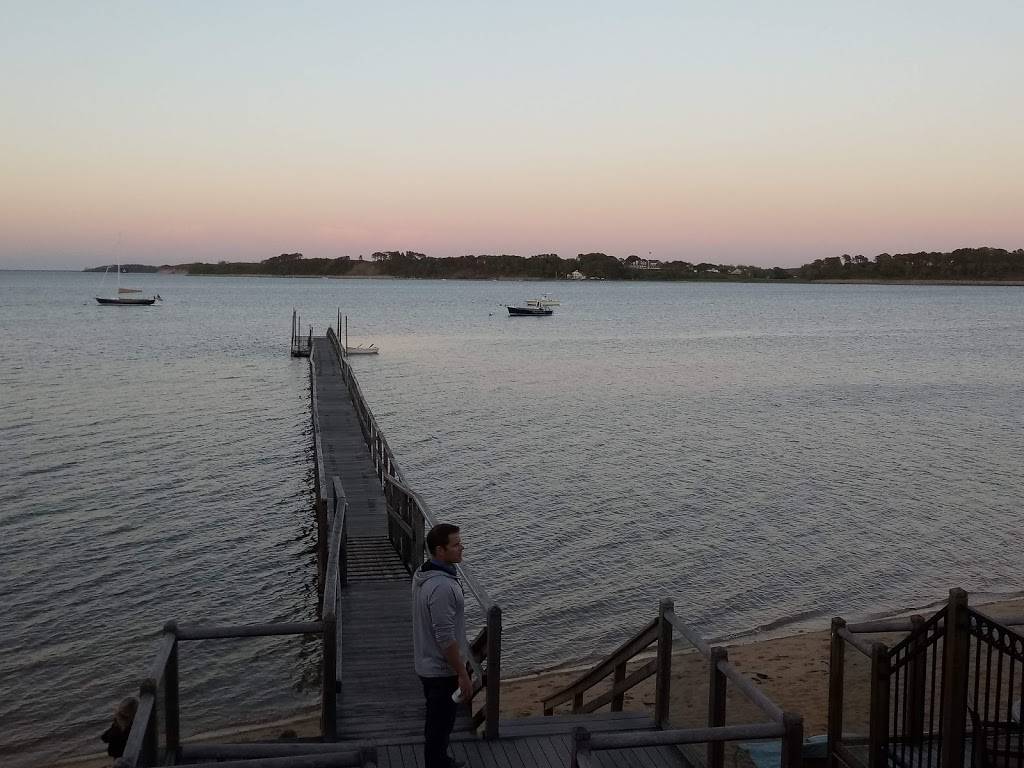 Outer Bar & Grille | restaurant | 2173 MA-28, Harwich, MA 02645, USA | 5084325400 OR +1 508-432-5400