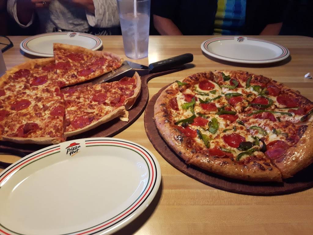 Pizza Hut | restaurant | 7321 Park Blvd N, Pinellas Park, FL 33781, USA | 7275414418 OR +1 727-541-4418