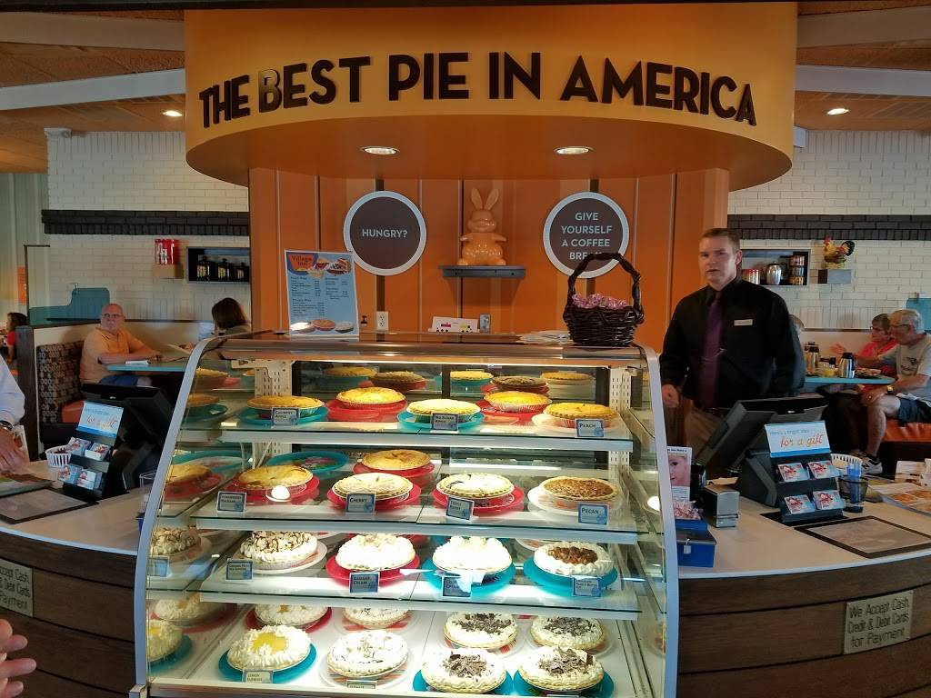 Village Inn | bakery | 6301 University Ave, Cedar Falls, IA 50613, USA | 3192775551 OR +1 319-277-5551