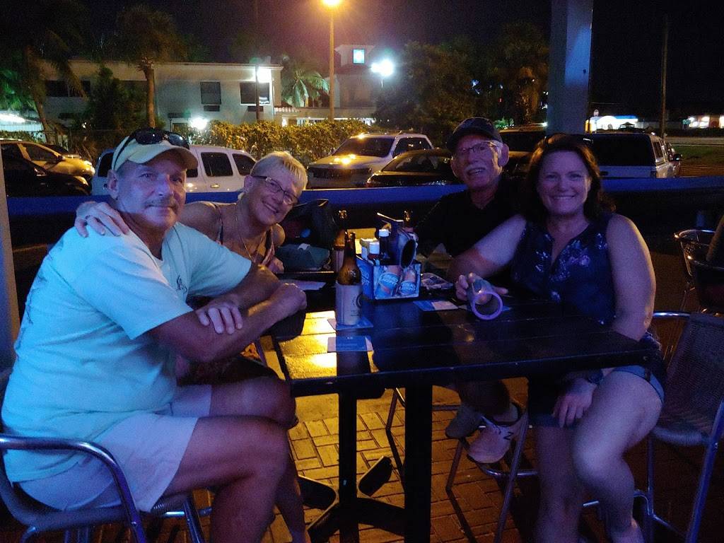 CB2 Fort Myers | restaurant | 11491 S Cleveland Ave, Fort Myers, FL 33907, USA | 2393135661 OR +1 239-313-5661