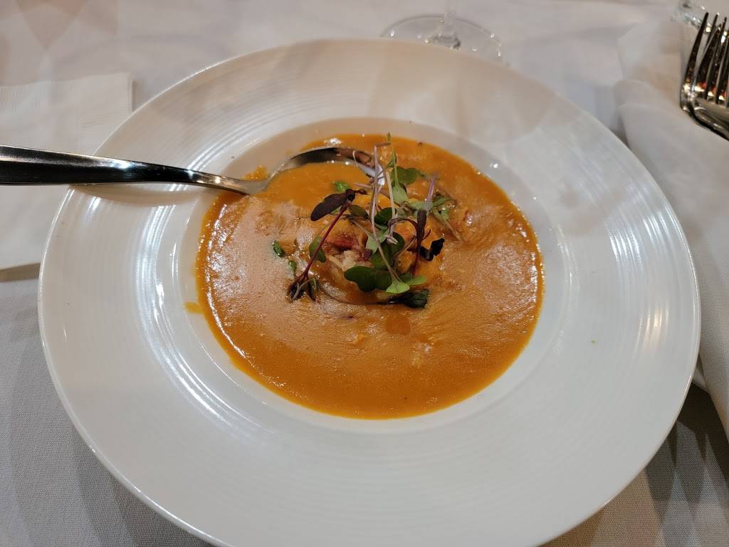 BROTHERS | restaurant | 200 E Plume St, Norfolk, VA 23510, USA | 7579372789 OR +1 757-937-2789