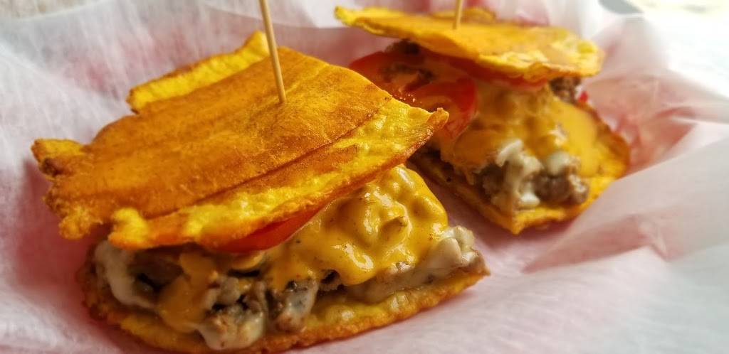 Caribbean Corner | restaurant | 970 Warren Ave, Downers Grove, IL 60515, USA | 6305418641 OR +1 630-541-8641