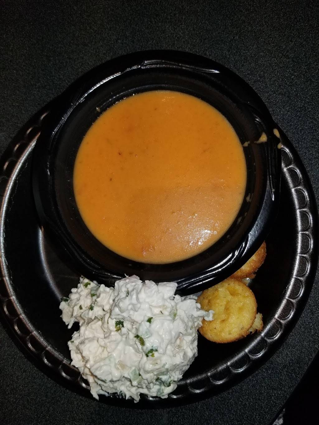 Lyns Gracious Goodness | restaurant | 2306 Whitesburg Dr, Huntsville, AL 35801, USA | 2565332607 OR +1 256-533-2607