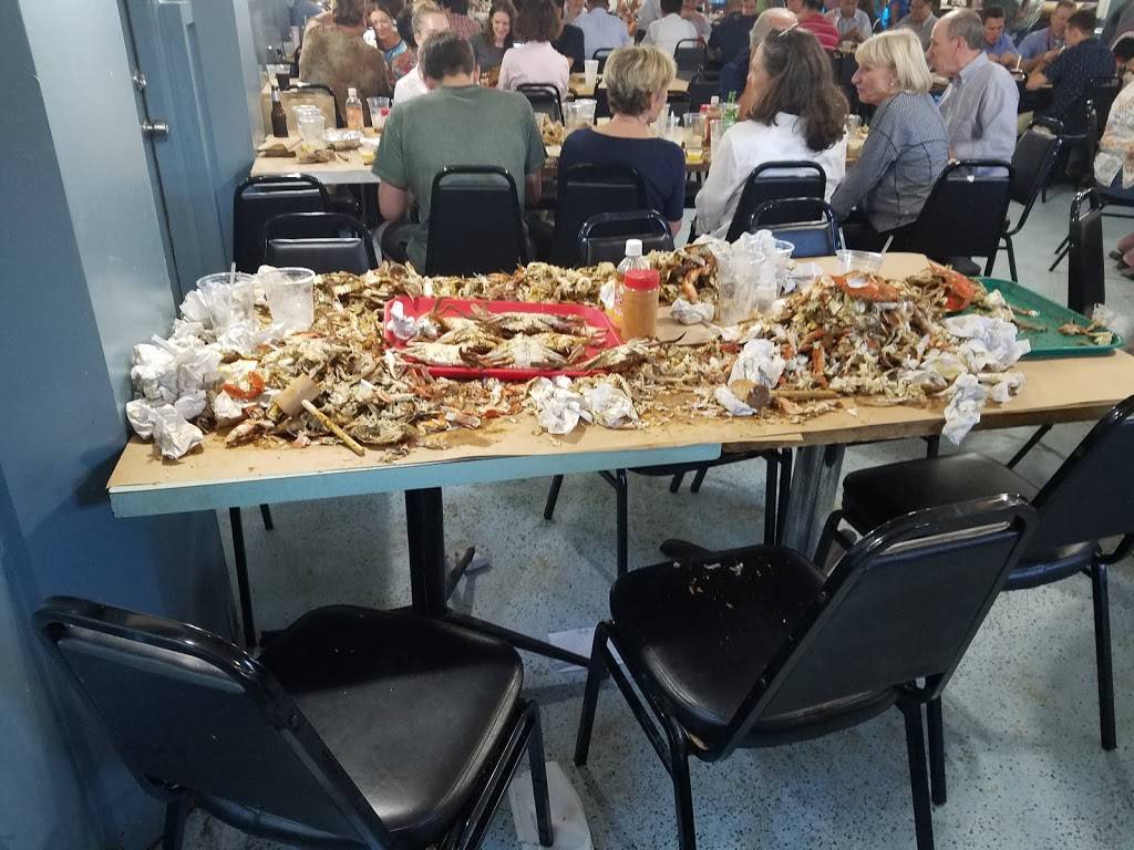 Captain Pells Fairfax Crabhouse | restaurant | 10195 Fairfax Blvd, Fairfax, VA 22030, USA | 7035600060 OR +1 703-560-0060