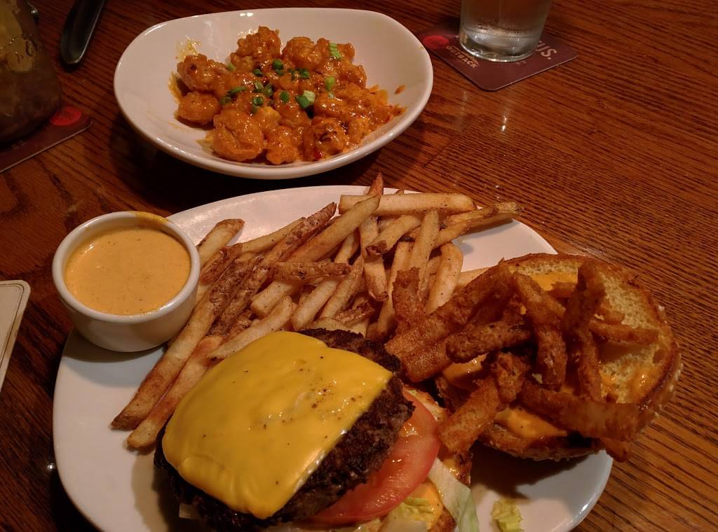 Outback Steakhouse | restaurant | 633 N 48th St, Lincoln, NE 68504, USA | 4024655050 OR +1 402-465-5050