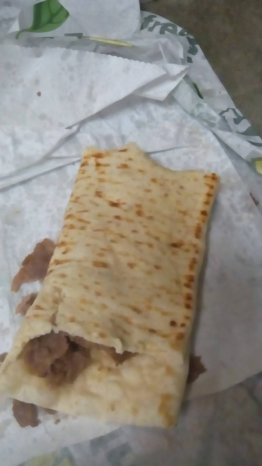 Subway | restaurant | 333 S Century Blvd, Rantoul, IL 61866, USA | 2178929776 OR +1 217-892-9776