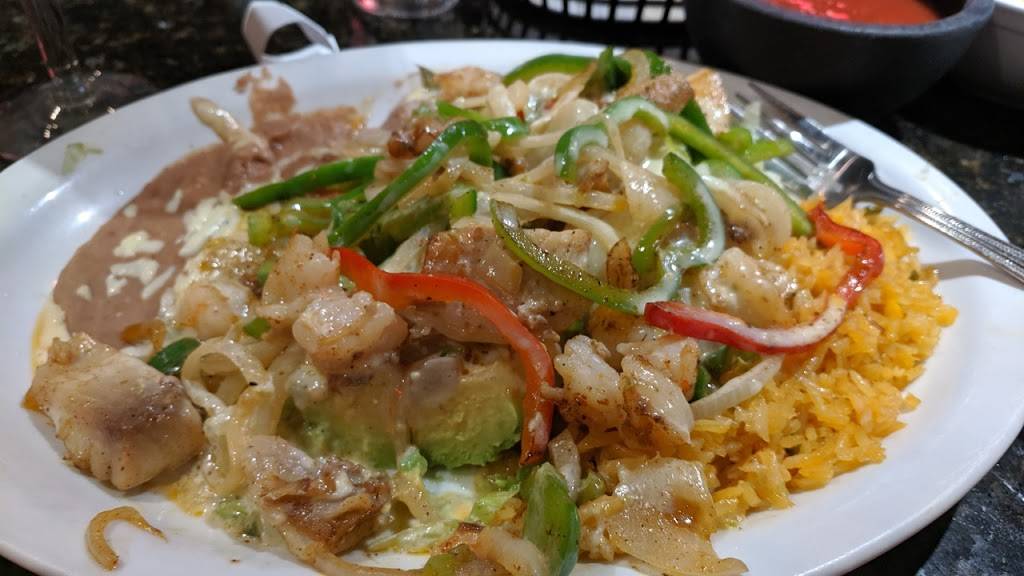 Tres Amigos Mexican Grill & Cantina | restaurant | 8144 S Lewis Ave, Tulsa, OK 74137, USA | 9185185554 OR +1 918-518-5554